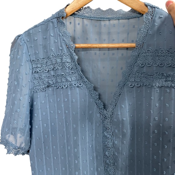Crochet Lace & French Knots Short sleeve‎ blouse - Cottagecore - Picture 1 of 6
